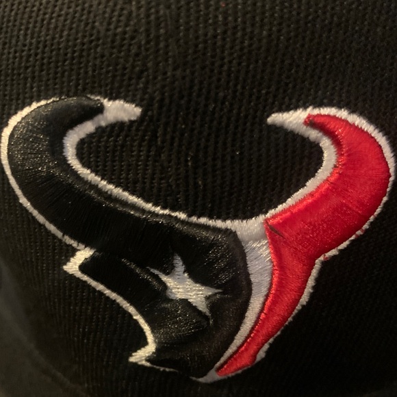 New Era Black Cap with Red and White Texans - Picture 2 of 7